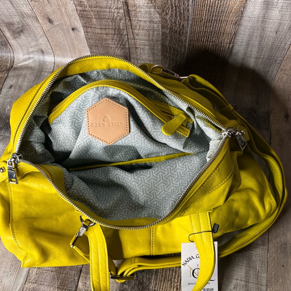 Finn Esker Yellow Women's shoulder Crossbody Bag - Picture 14 of 16